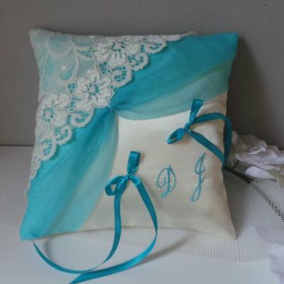 Coussin alliance raffiné turquoise dentelle ivoire personnalisé fait main