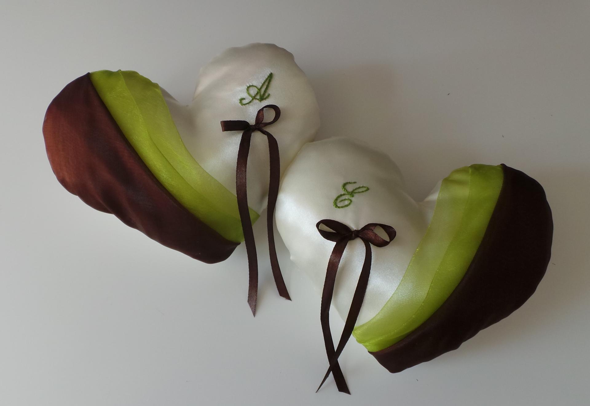Coussin mariage coeur chocolat anis