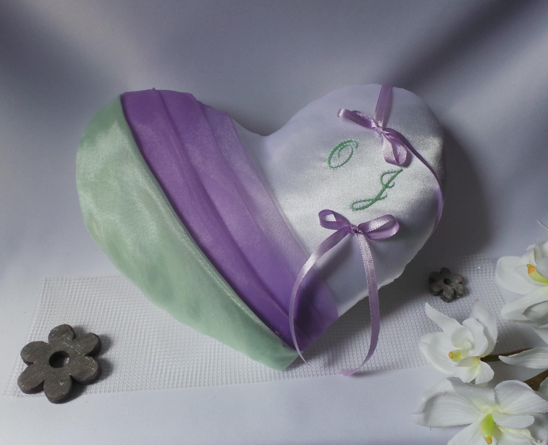 Coussin mariage coeur parme vert d eau